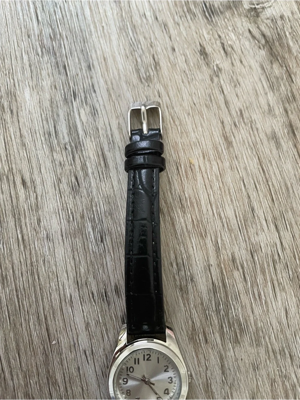 Classic Silver Round Watch with Black Leather Strap
